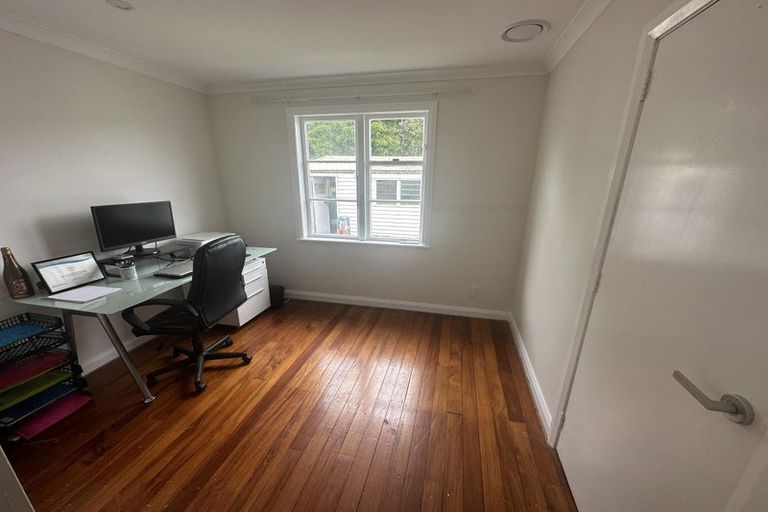 Photo of property in 14 Pearce Crescent, Taita, Lower Hutt, 5011