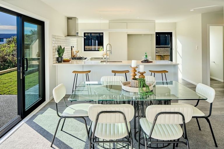 Photo of property in 69 Holystone Road, Whitby, Porirua, 5024