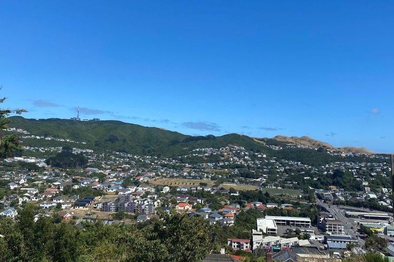 Photo of property in 52e Chesterton Street, Johnsonville, Wellington, 6037