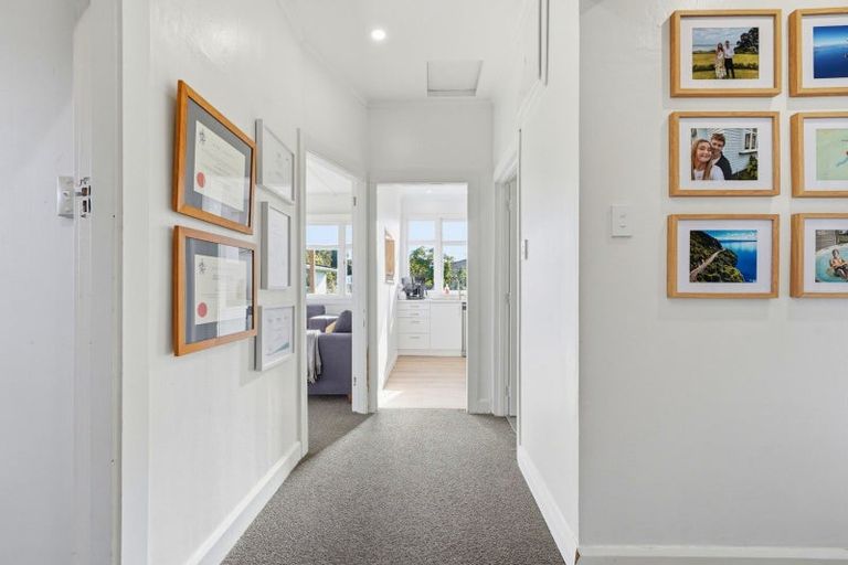 Photo of property in 17 Hutchison Crescent, Durie Hill, Whanganui, 4500