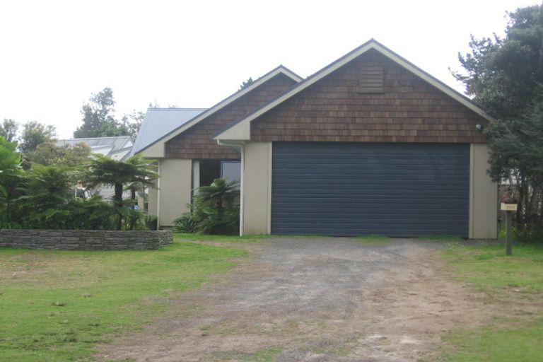 Photo of property in 204 Matarangi Drive, Matarangi, Whitianga, 3592