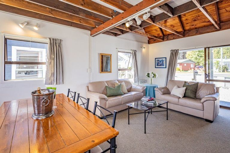 Photo of property in 22 Lee Street, Ohakune, 4625