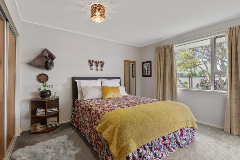 Photo of property in 89b Ngaio Road, Waikanae, 5036