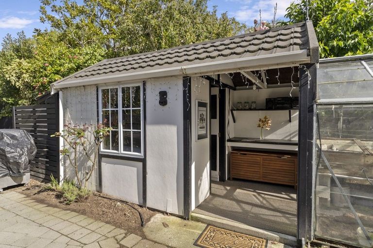 Photo of property in 469a Te Moana Road, Waikanae, 5036