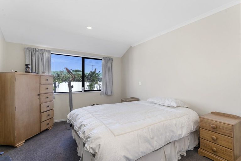 Photo of property in 3 Phoenix Court, Otaki, 5512