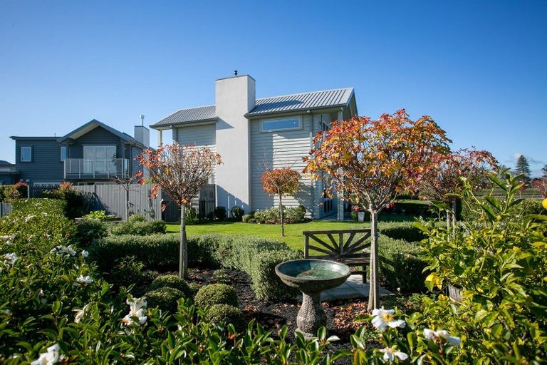 Photo of property in 46 Plescher Crescent, Leamington, Cambridge, 3432