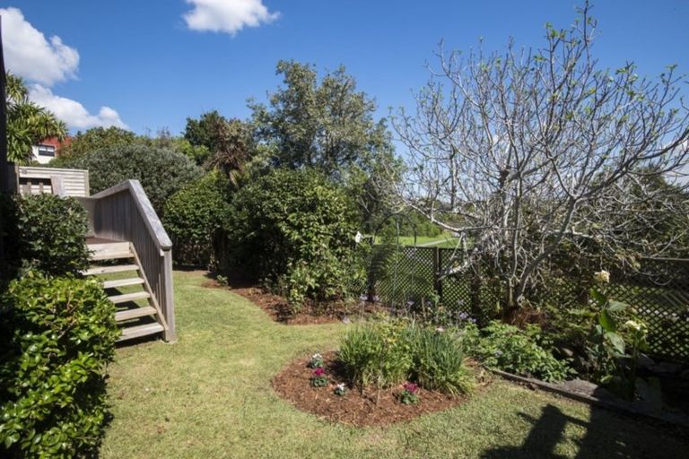 Photo of property in 2/123 Prince Regent Drive, Half Moon Bay, Auckland, 2012