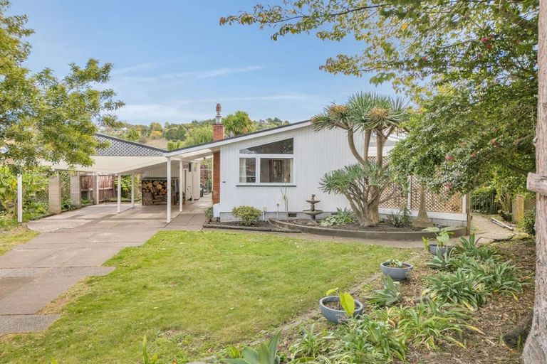 Photo of property in 42 Church Road, Taradale, Napier, 4112