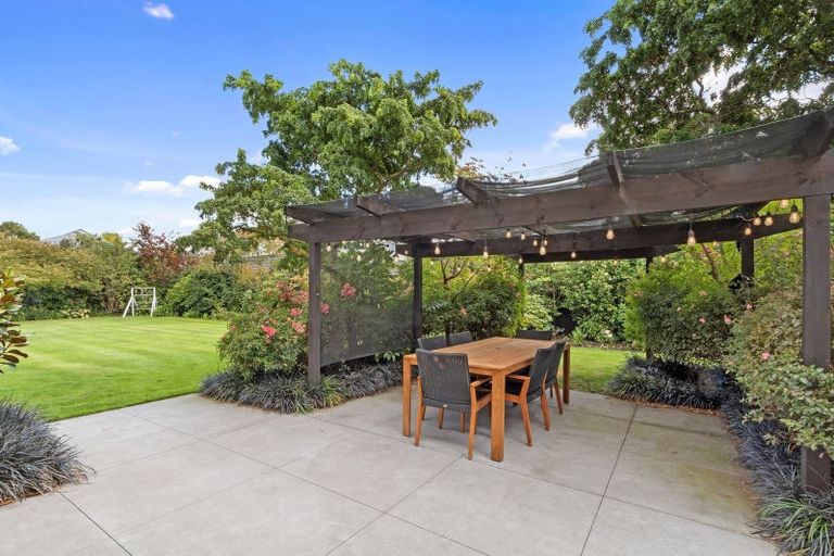 Photo of property in 14 Roderick Alleyn Lane, Papanui, Christchurch, 8052