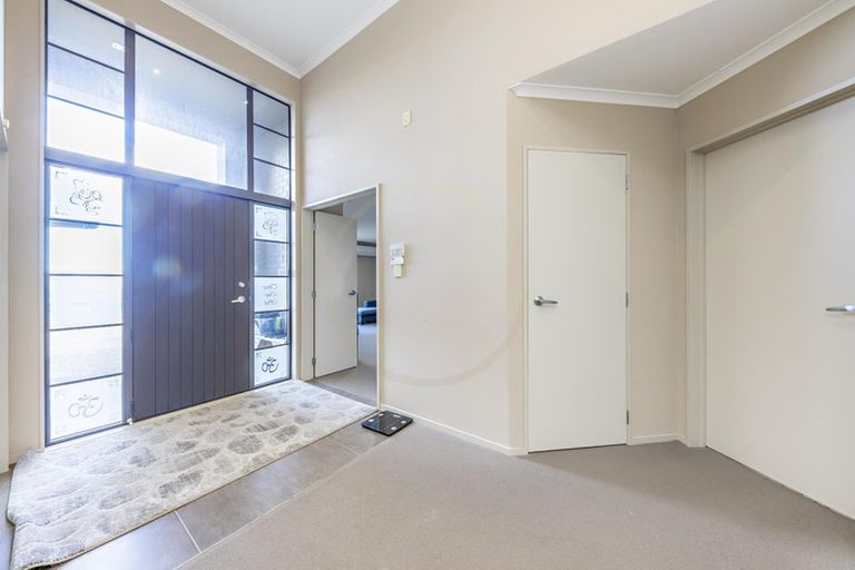 Photo of property in 316 Ormiston Road, Flat Bush, Auckland, 2019
