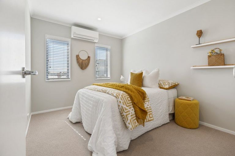 Photo of property in 11 Danga Lane, Hobsonville, Auckland, 0616