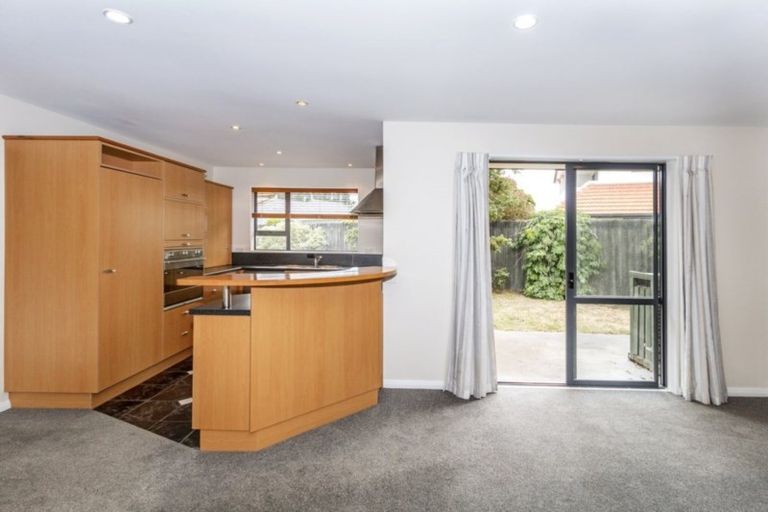 Photo of property in 17 Monterey Place, Parklands, Christchurch, 8083