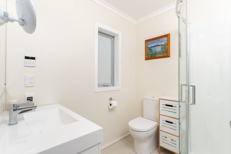 Photo of property in 17 Prestwich Rise, Churton Park, Wellington, 6037