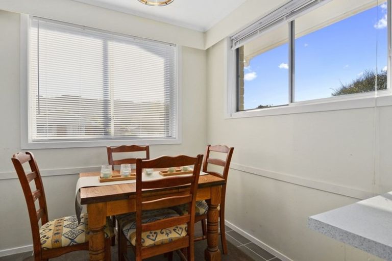 Photo of property in 15 Riversdale Road, Clouston Park, Upper Hutt, 5018