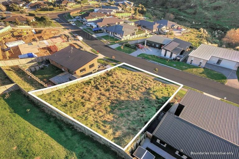 Photo of property in 18 Bob Carter Place, Welcome Bay, Tauranga, 3175