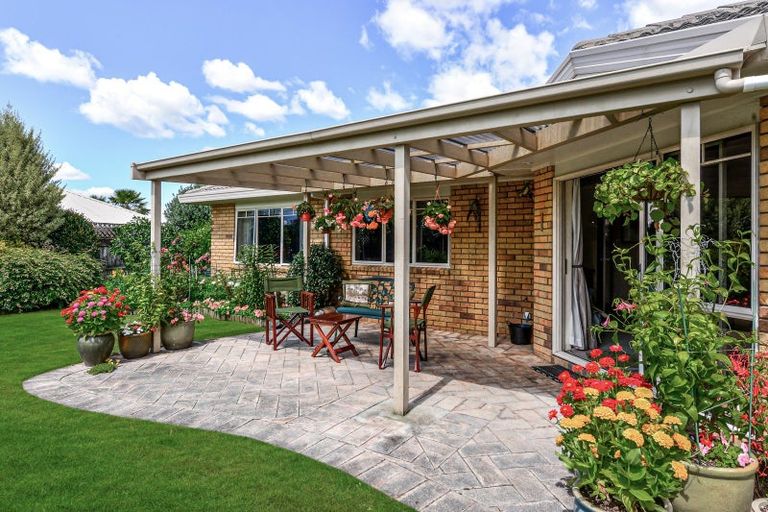 Photo of property in 14 Admiral Crescent, Flagstaff, Hamilton, 3210