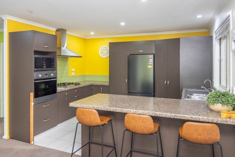 Photo of property in 20 Edgeview Crescent, Fitzroy, Hamilton, 3206