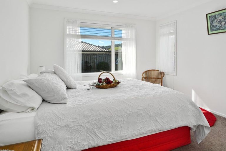 Photo of property in 18 Boysenberry Grove, Richmond, 7020