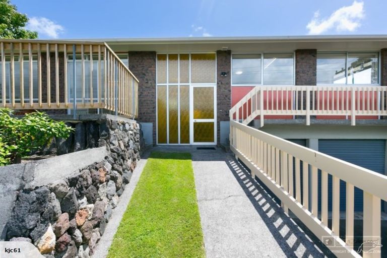 Photo of property in 48a Frankley Road, Westown, New Plymouth, 4310