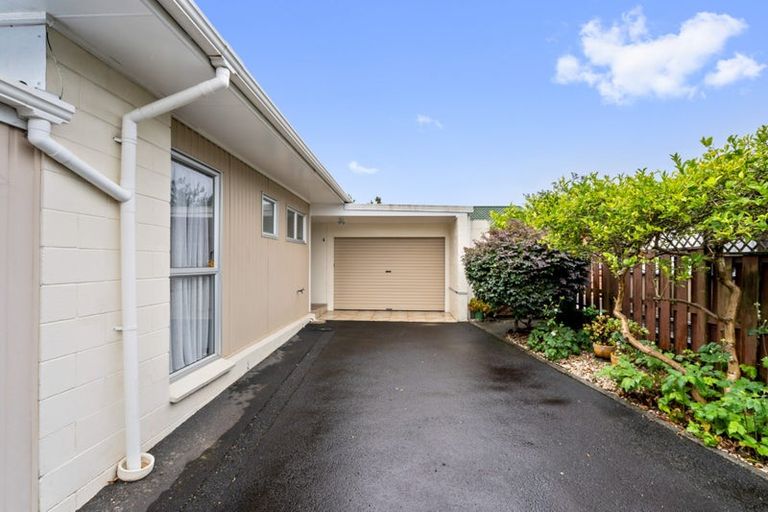 Photo of property in 83a Hatea Drive, Regent, Whangarei, 0112