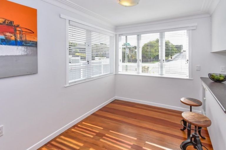 Photo of property in 28 Tampin Road, Hillpark, Auckland, 2102