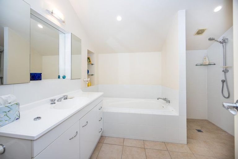 Photo of property in 380 Franklin Street, Pirongia, 3802