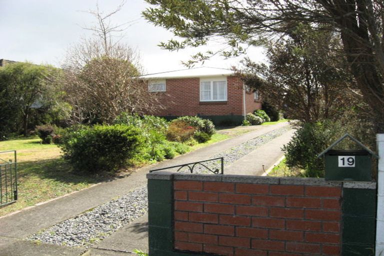 Photo of property in 19 Wright Street, Wainuiomata, Lower Hutt, 5014