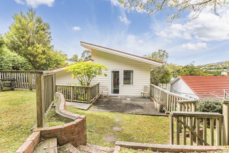 Photo of property in 47 Thurleigh Grove, Karori, Wellington, 6012