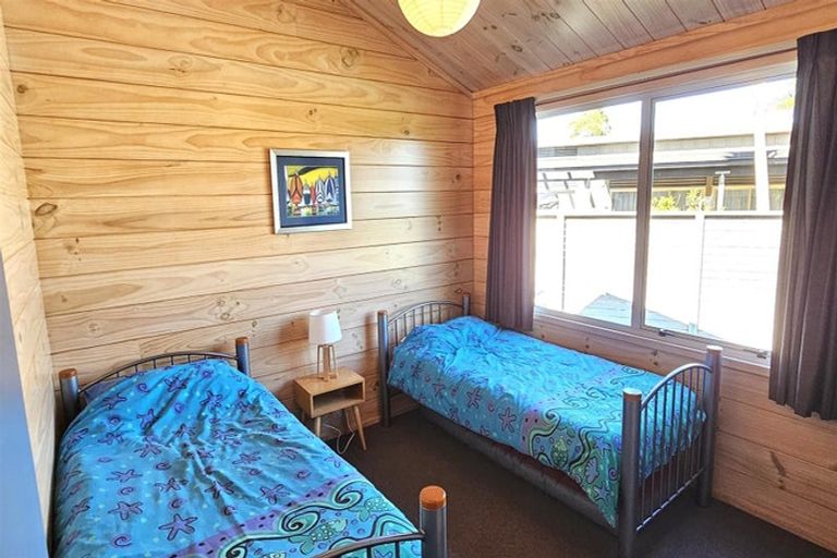 Photo of property in 117 Kelly Jade Avenue, Matarangi, Whitianga, 3592