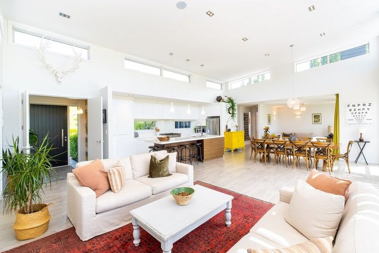 Photo of property in 244 Blackbarn Road, Havelock North, 4294