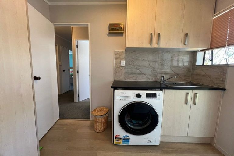 Photo of property in 17 Sunningdale Street, Wattle Downs, Auckland, 2103