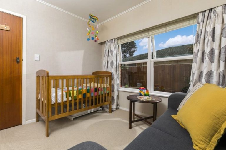 Photo of property in 3/38 Old Lake Road, Narrow Neck, Auckland, 0624