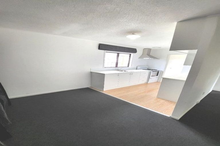 Photo of property in 1/20 Burundi Avenue, Clendon Park, Auckland, 2103