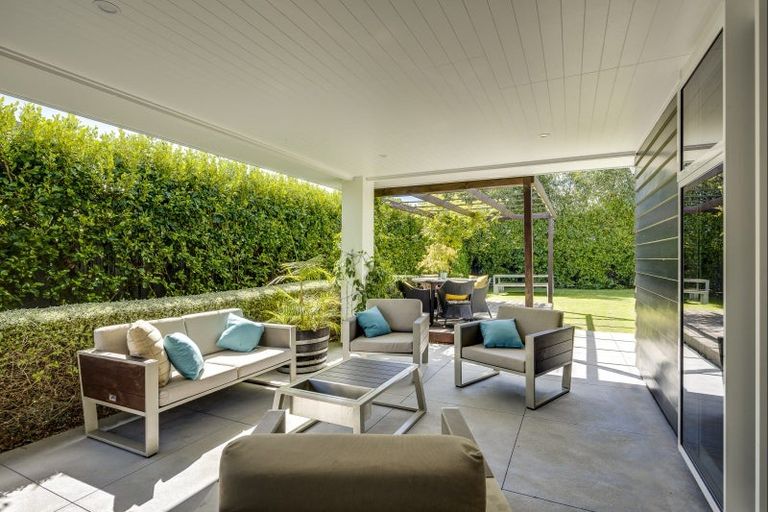 Photo of property in 11 Te Heipora Place, Havelock North, 4130