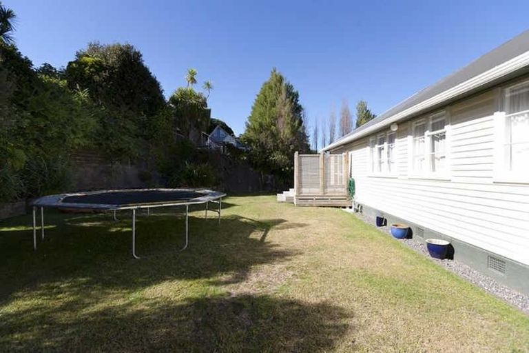 Photo of property in 10a Camden Street, Vogeltown, New Plymouth, 4310