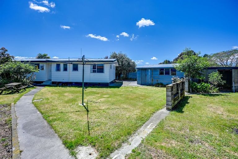 Photo of property in 32 Cortes Crescent, Flaxmere, Hastings, 4120