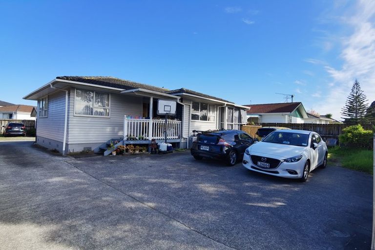 Photo of property in 395 Bucklands Beach Road, Bucklands Beach, Auckland, 2012