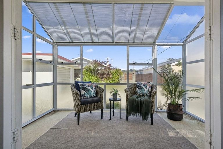 Photo of property in 44 Ellesmere Avenue, Miramar, Wellington, 6022