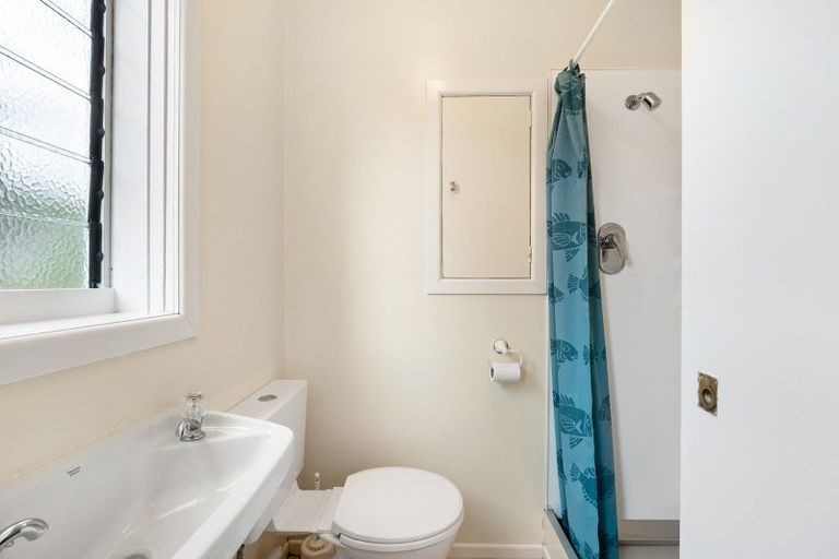 Photo of property in 9 Homebush Road, Khandallah, Wellington, 6035