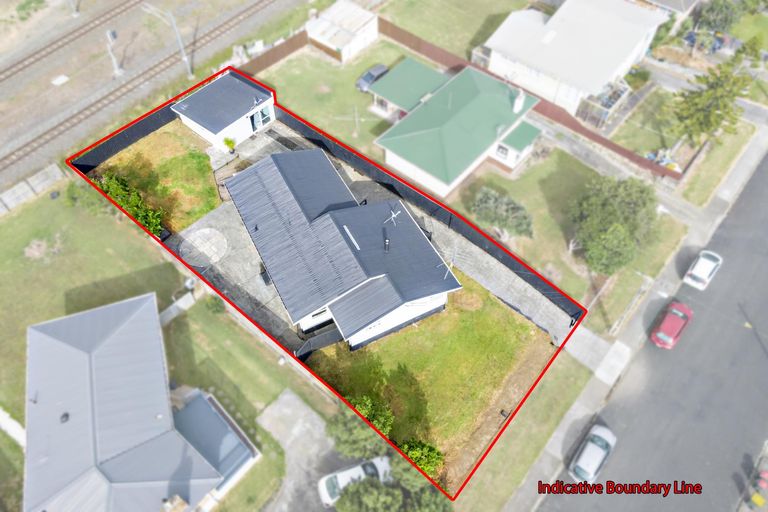 Photo of property in 59 Ferguson Street, Manurewa East, Auckland, 2102