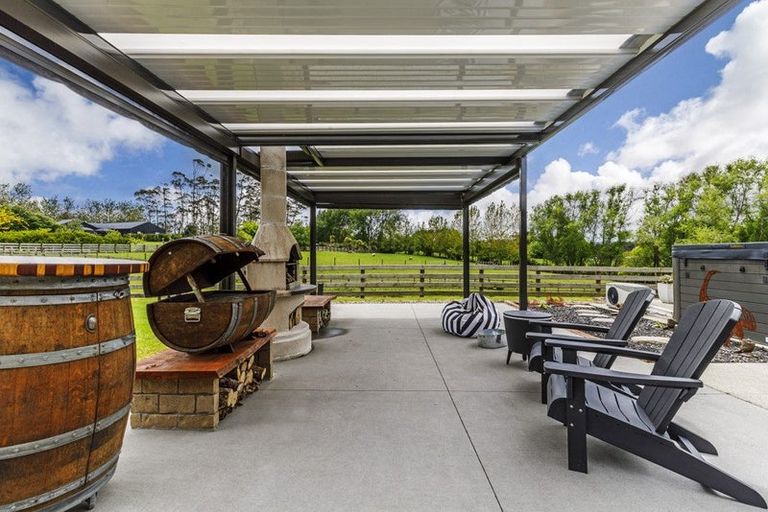 Photo of property in 34 Arone Way, Wainui, 0994