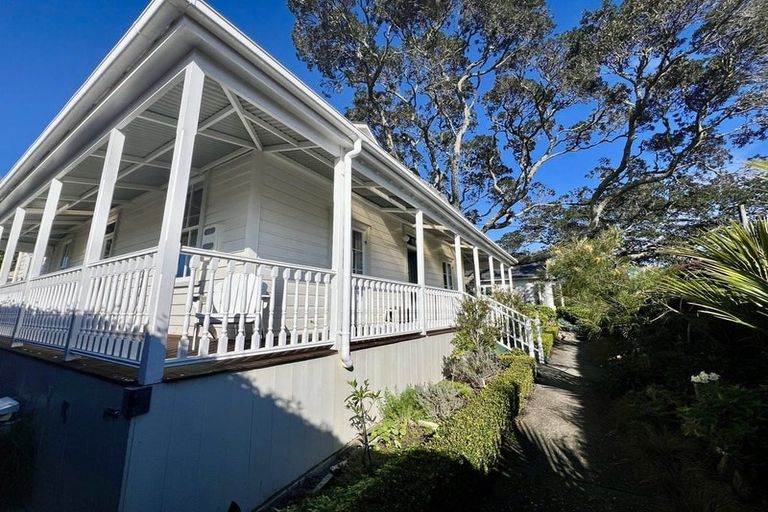 Photo of property in 1 Mozeley Avenue, Devonport, Auckland, 0624