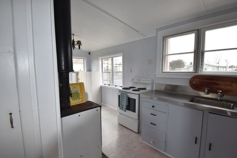 Photo of property in 52 Rangatira Drive, Mangakino, 3421