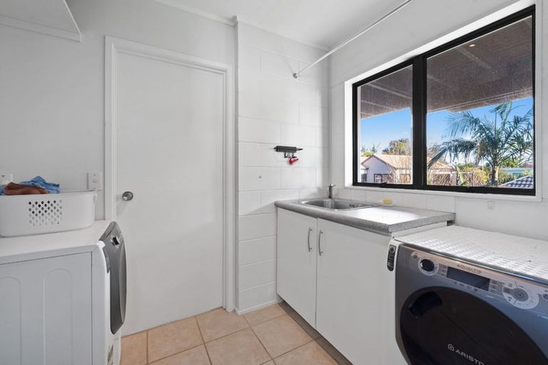 Photo of property in 39a Clovelly Road, Bucklands Beach, Auckland, 2012