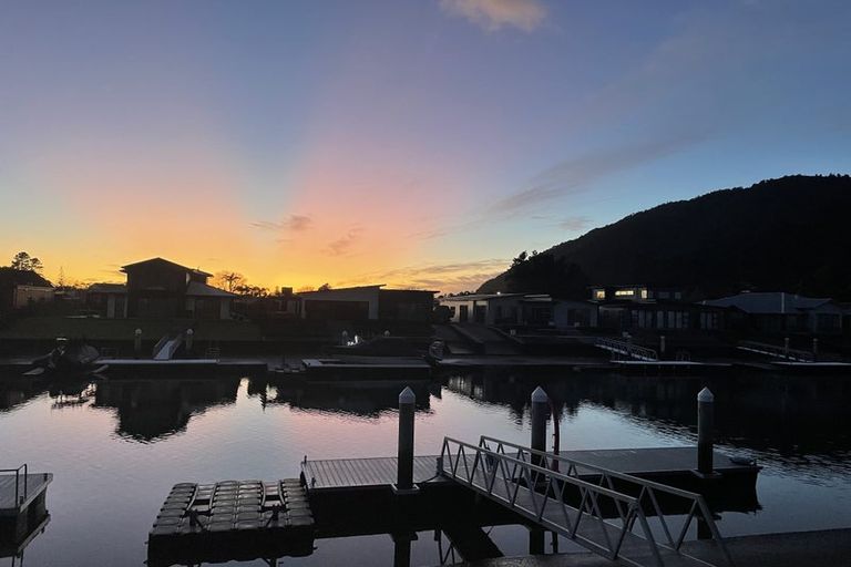 Photo of property in 118 Motu Iti, Pauanui, Hikuai, 3579