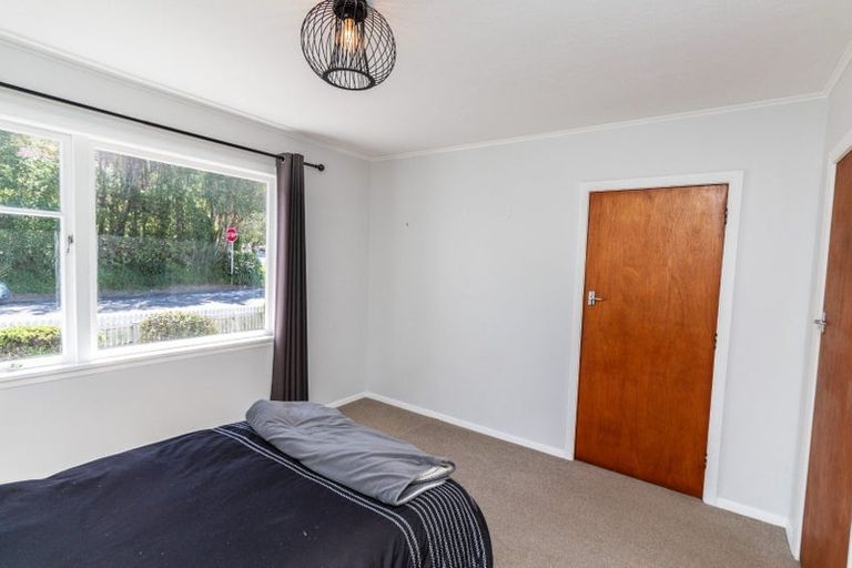 Photo of property in 112 Oriel Avenue, Tawa, Wellington, 5028