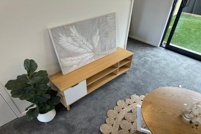 Photo of property in 3/216 Rosebank Road, Avondale, Auckland, 1026