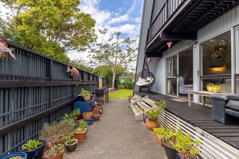 Photo of property in 187b Te Moana Road, Waikanae, 5036