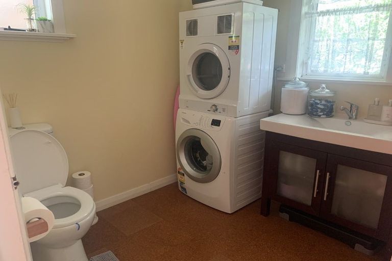 Photo of property in 112 Marne Street, Hokowhitu, Palmerston North, 4410