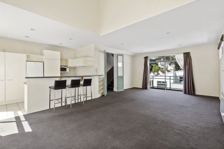 Photo of property in Fernhill Flats, 9/324 The Terrace, Te Aro, Wellington, 6011